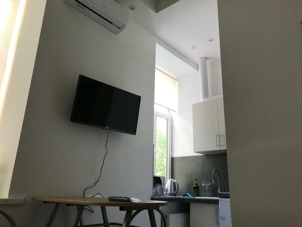Апартаменты На Дворянская Odessa Exteriör bild