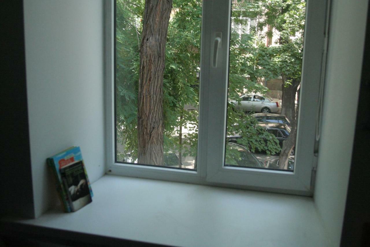 Апартаменты На Дворянская Odessa Exteriör bild